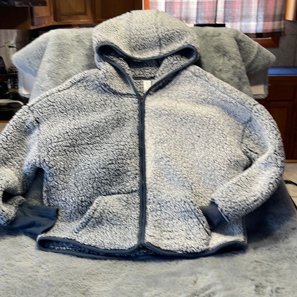 ACTIV8 gray blue Faux Fur Zip up hooded jacket size Large